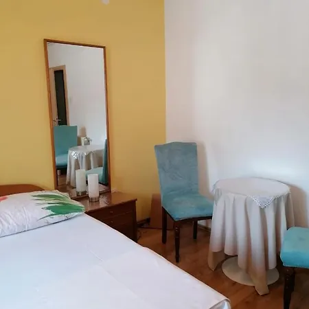 Lucija Guest house Makarska