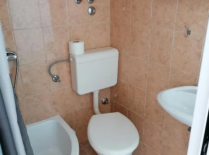 בית הארחה Lucija 3*